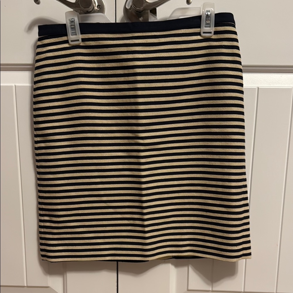 LOFT Striped Navy and Tan Skirt Size 8